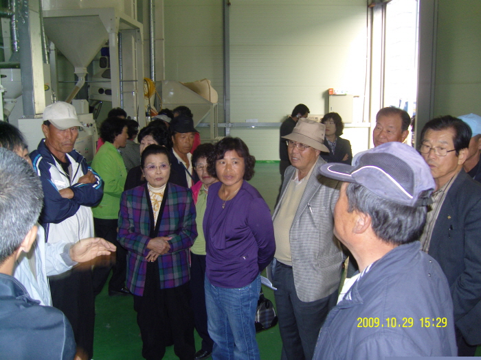 10-29-nw우수마을견학 028.jpg